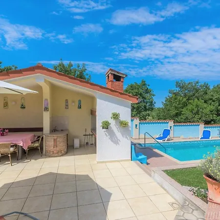 Casa de hóspedes Anitavilla 3*