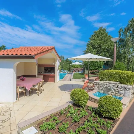 Casa de hóspedes Anitavilla 3*